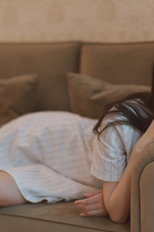 女人30情定水舞间在线观看